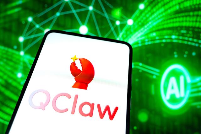  马化腾首次剖析“养虾”现象：AI需注入活人感，微信智能体蓄势待发。 IT技术