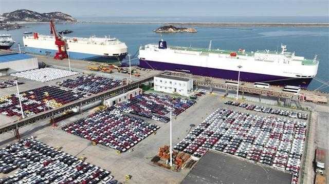 万亿资本出海记:从“单打独斗”到“护航编队”的战略重构 企业服务