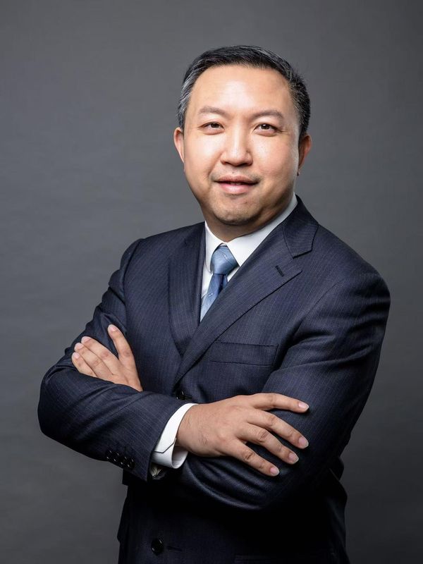 深海航行的密码：品牌从“卖货”到“扎根”的进化论