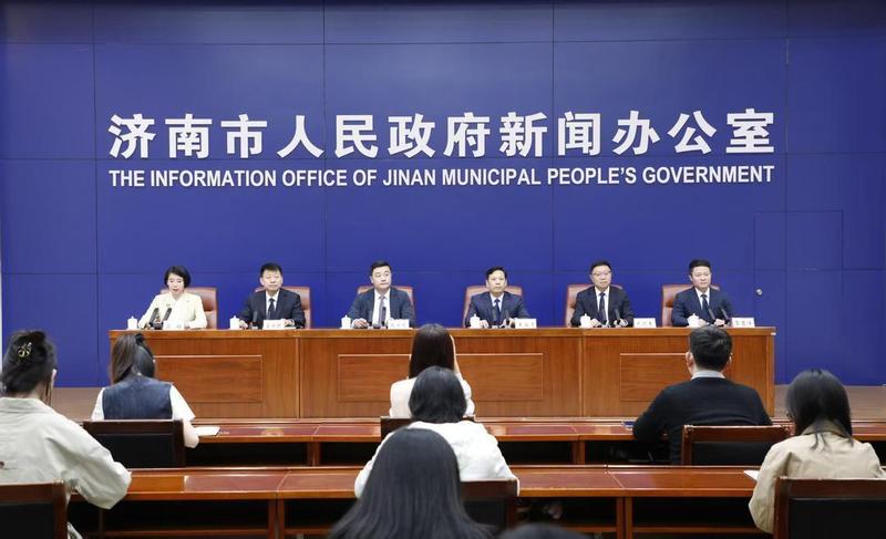 从图纸到封顶：深度拆解济南CBD五大超高层建设的技术创新与经济账